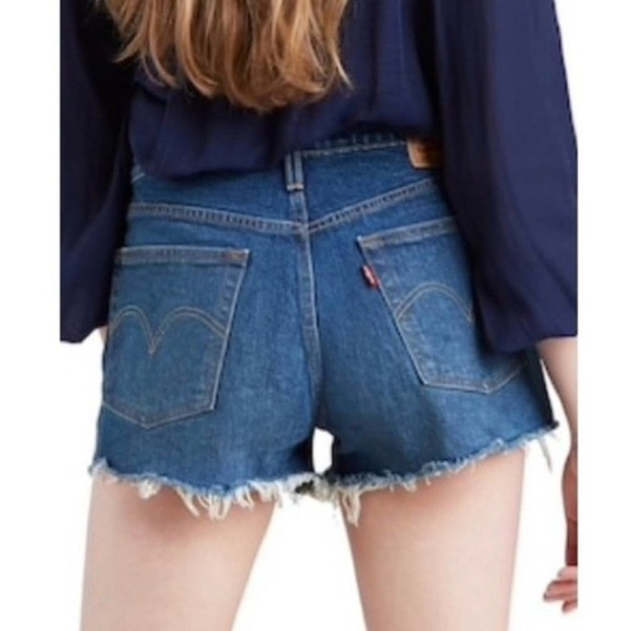 Custom Levi’s 501 cut off Jean shorts Size 26 Dark Wash - Picture 1 of 8